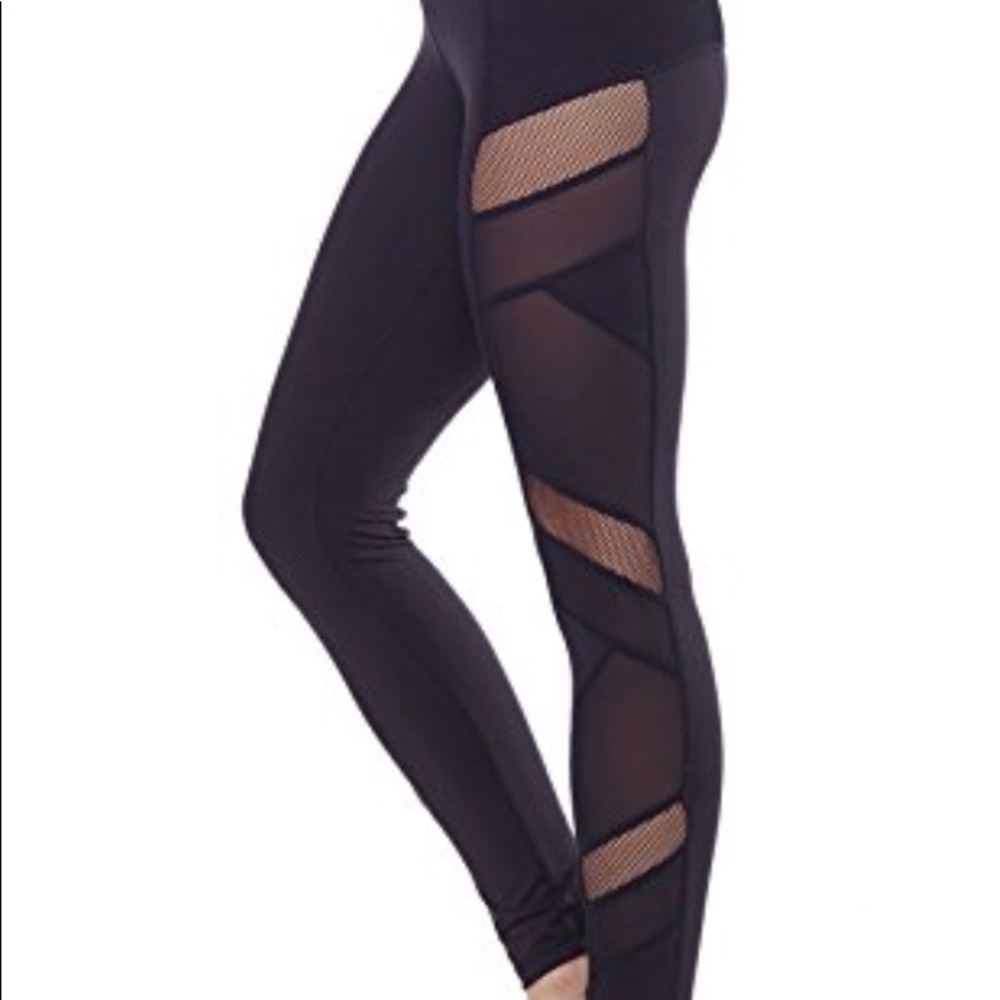 Electric yoga mesh panel leggings